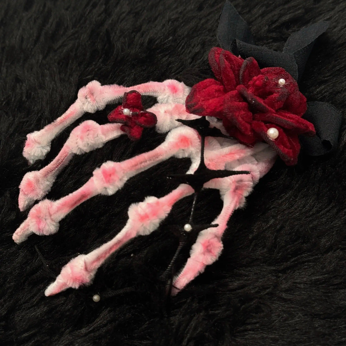 Skeleton Hand Rose Tutorial